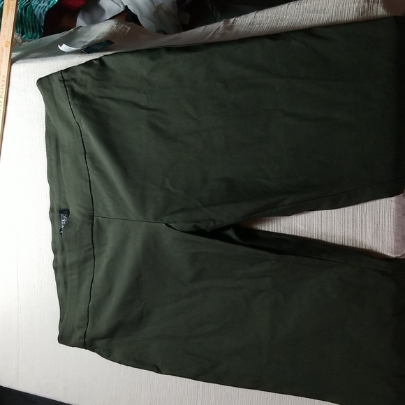 Kasper 24W pants - Picture 2 of 3